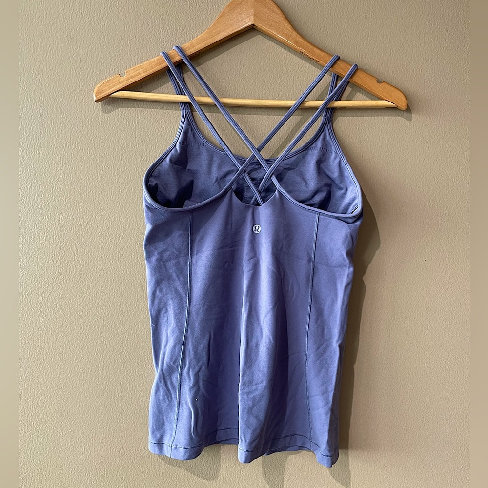 Lululemon shelf bra nulu tank size 6 like-new